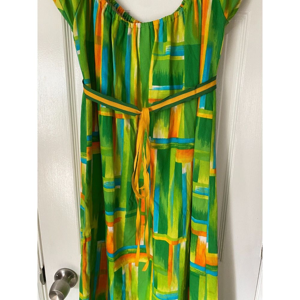 Vintage 1960-70's Collectors Item, A Division of Leonard Sunshine, Size 8